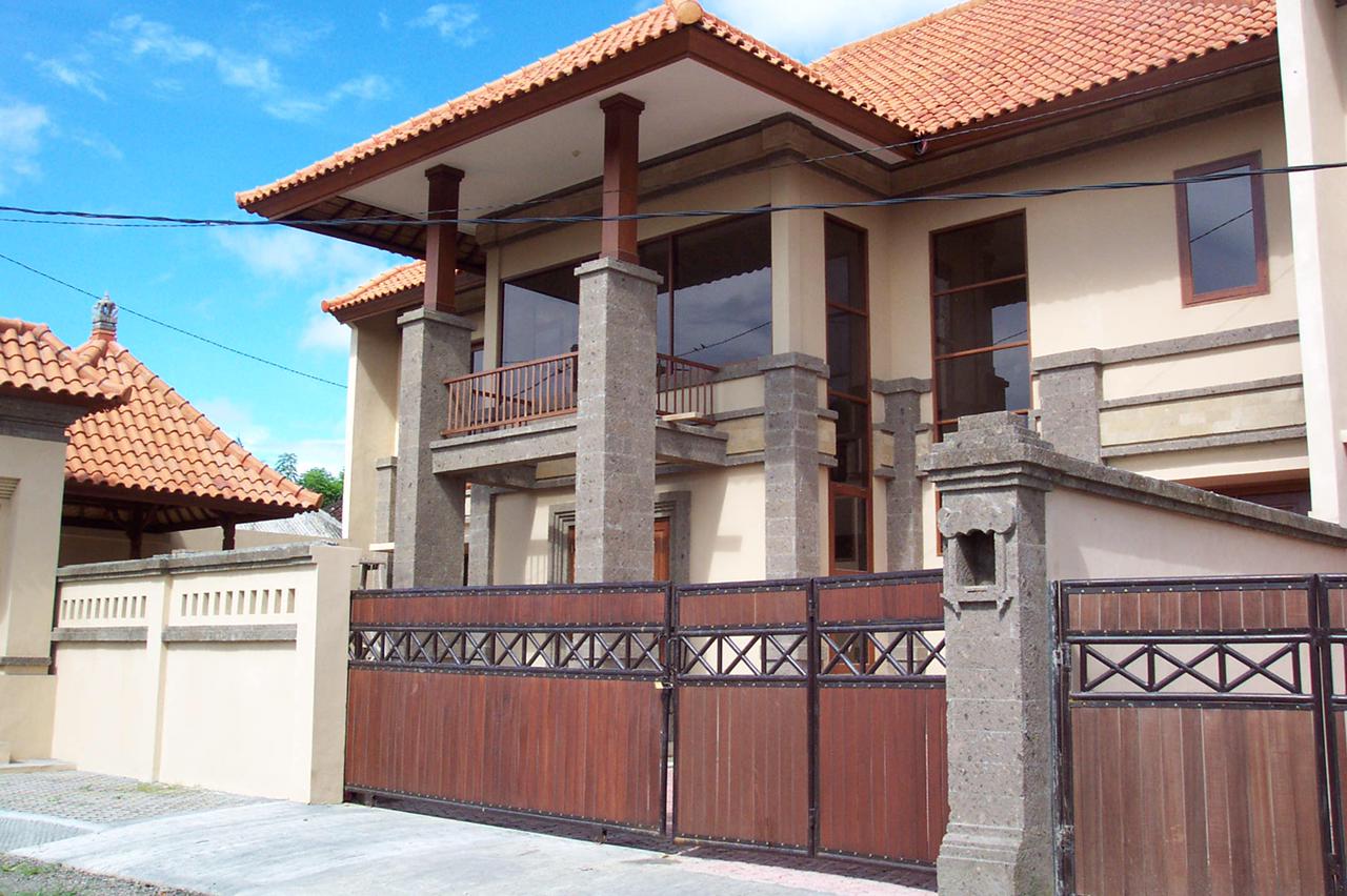 Wood and Iron Gates Collections
